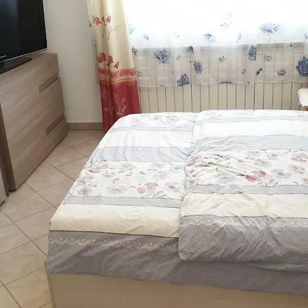 Pensión Med Apartman