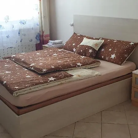 Med Apartman * Kisbér